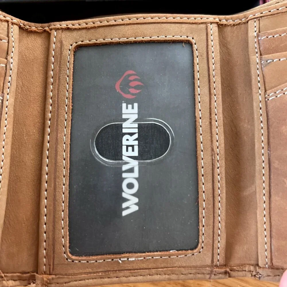 NWT Wolverine Rugged Trifold Wallet - Picture 10 of 15